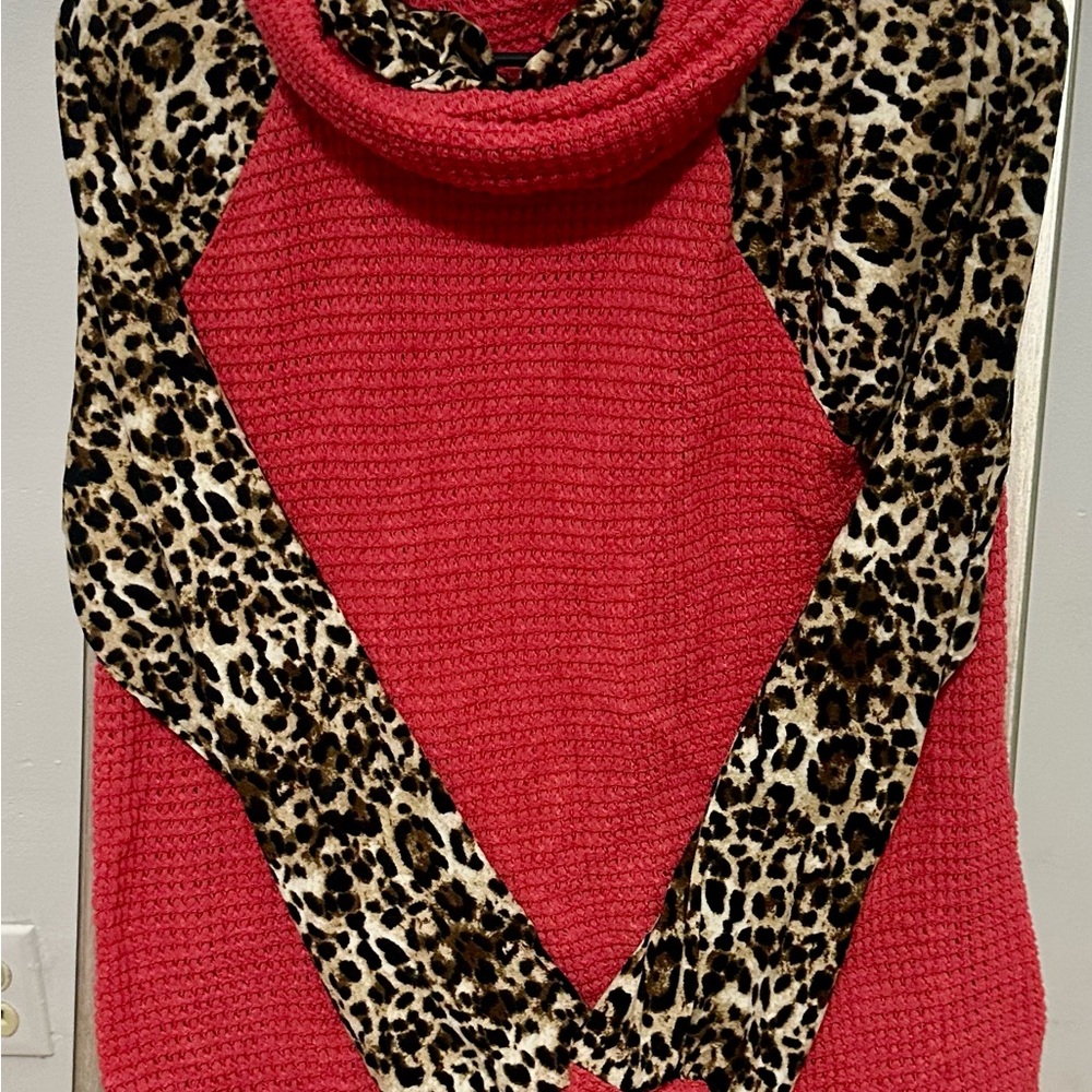 Pink and Black Crew Neck Sweater with Leopard Print